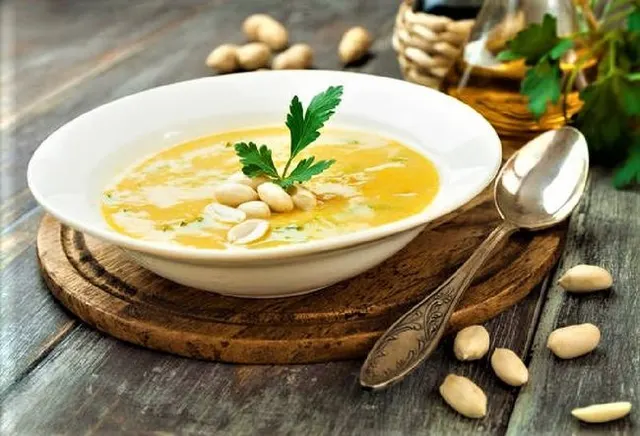 Antep Usulü Fıstıklı Çorbası
