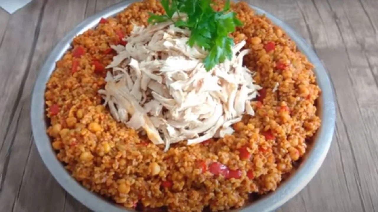 Antep Tavuklu Firik Pilavı