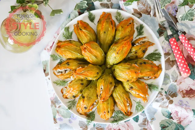Kabak Çiçeği Dolması
