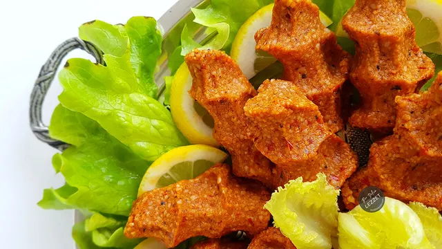 Bulgurlu Çiğ Köfte